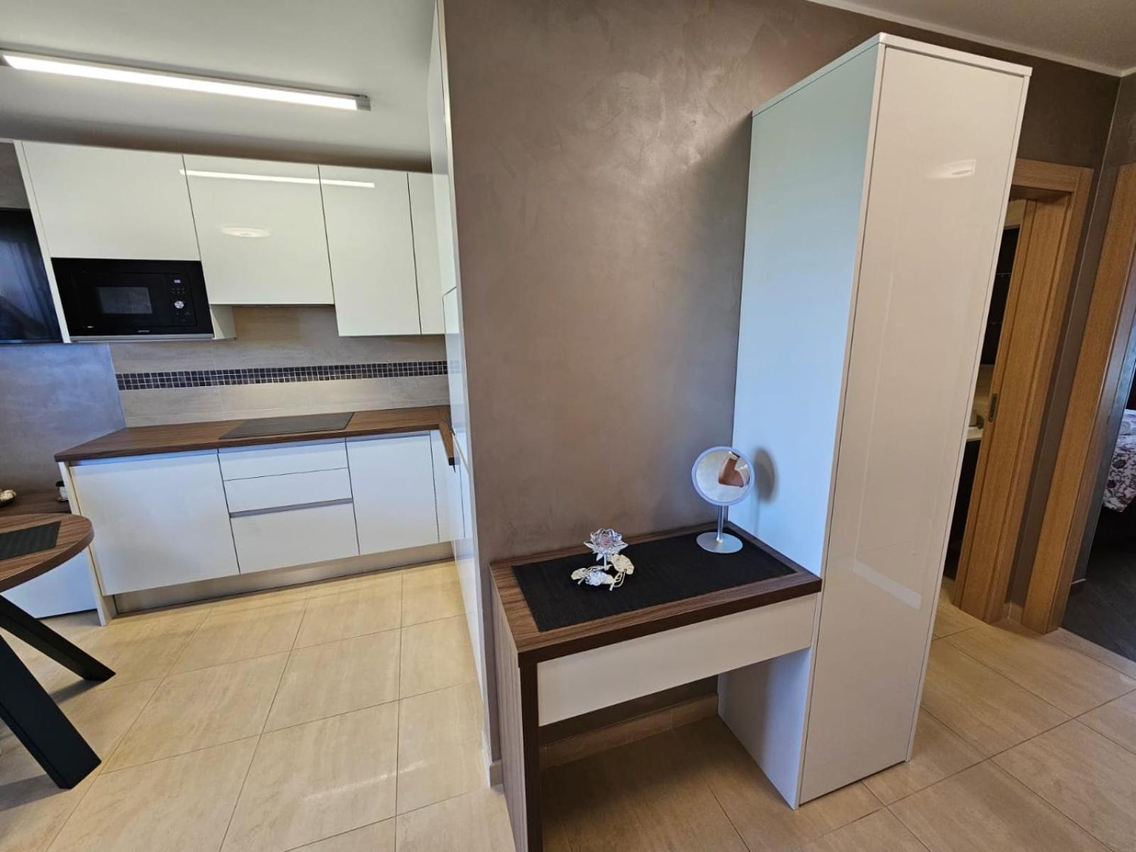 Apartman Riva-interauto *