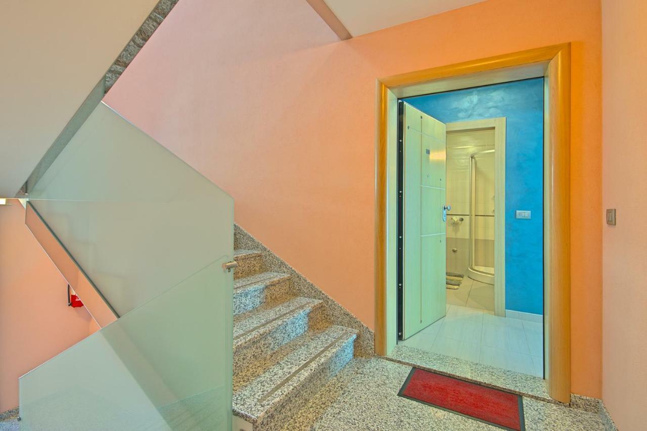 Riva-interauto Apartman